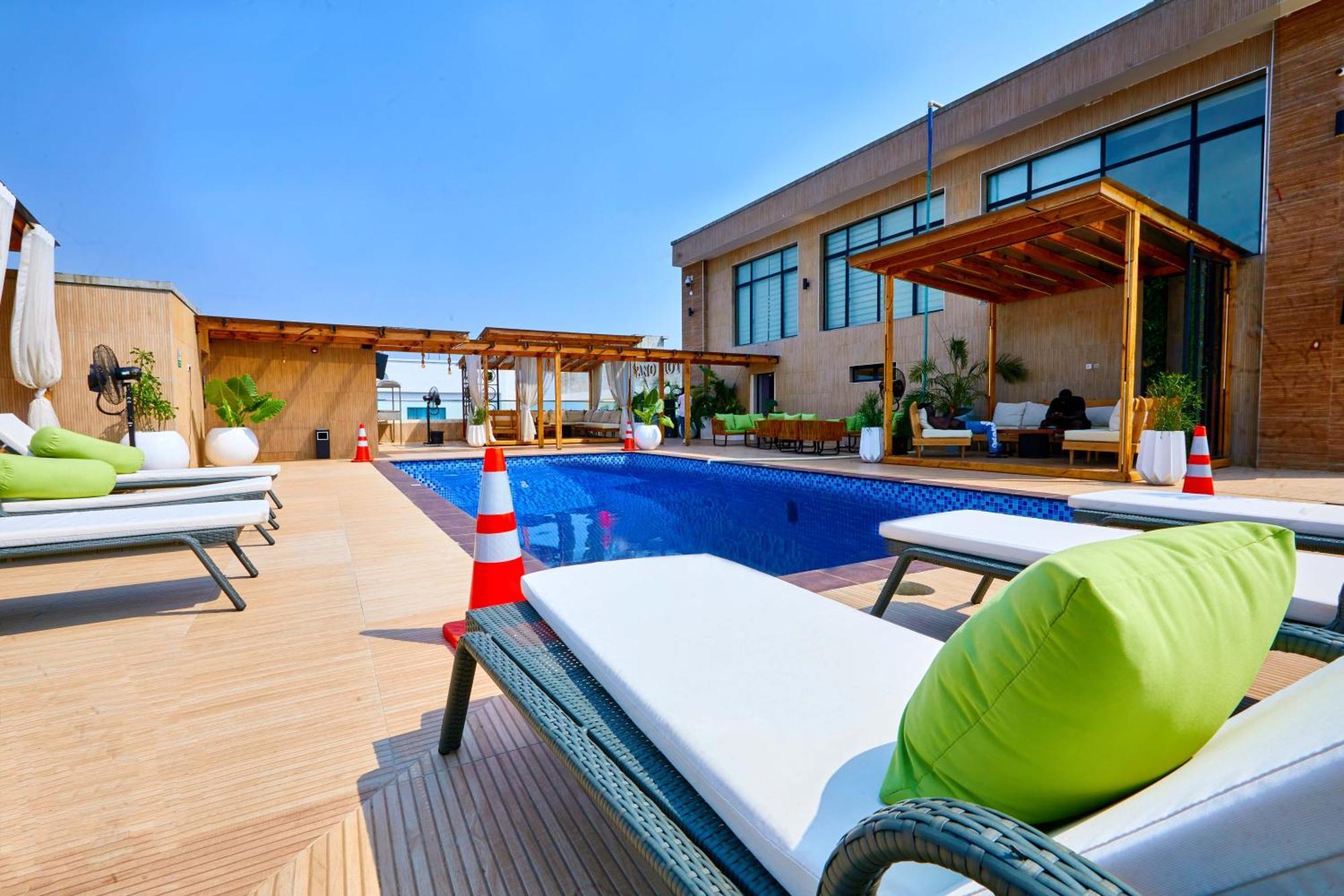 Vintano Hotel Lekki Luaran gambar
