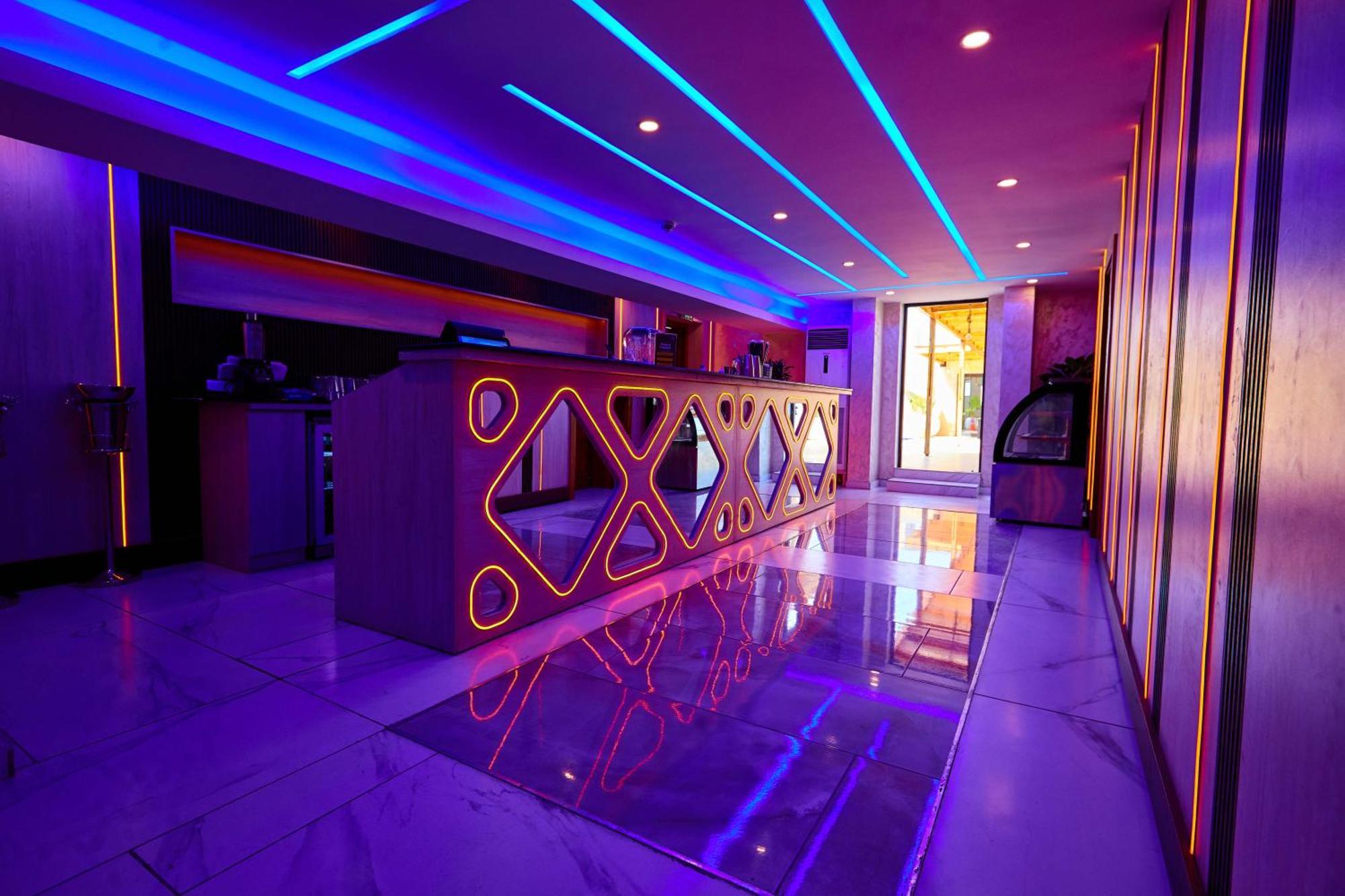 Vintano Hotel Lekki Luaran gambar