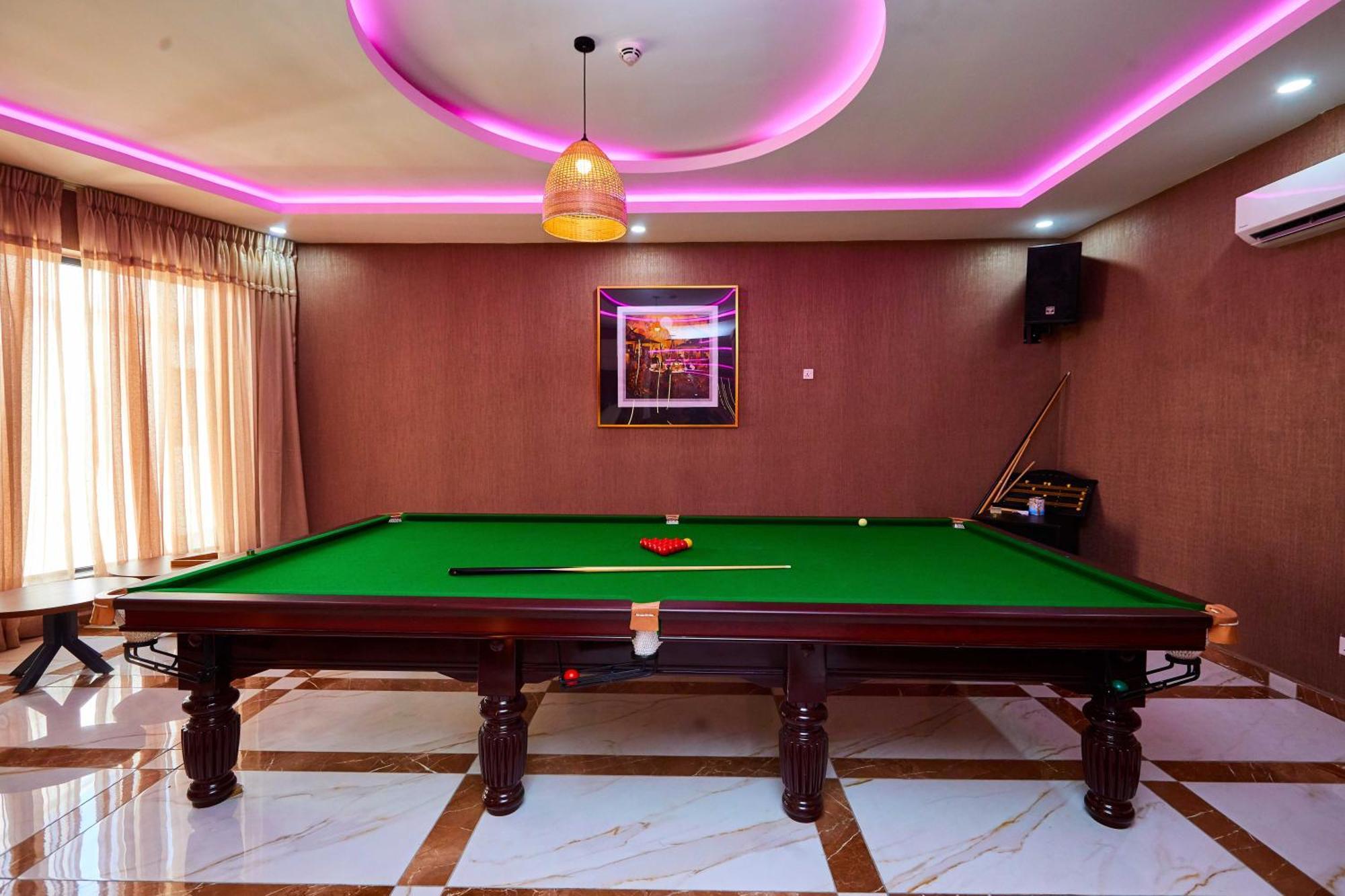 Vintano Hotel Lekki Luaran gambar