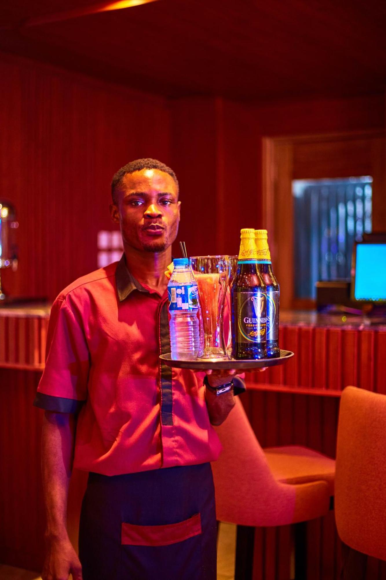 Vintano Hotel Lekki Luaran gambar