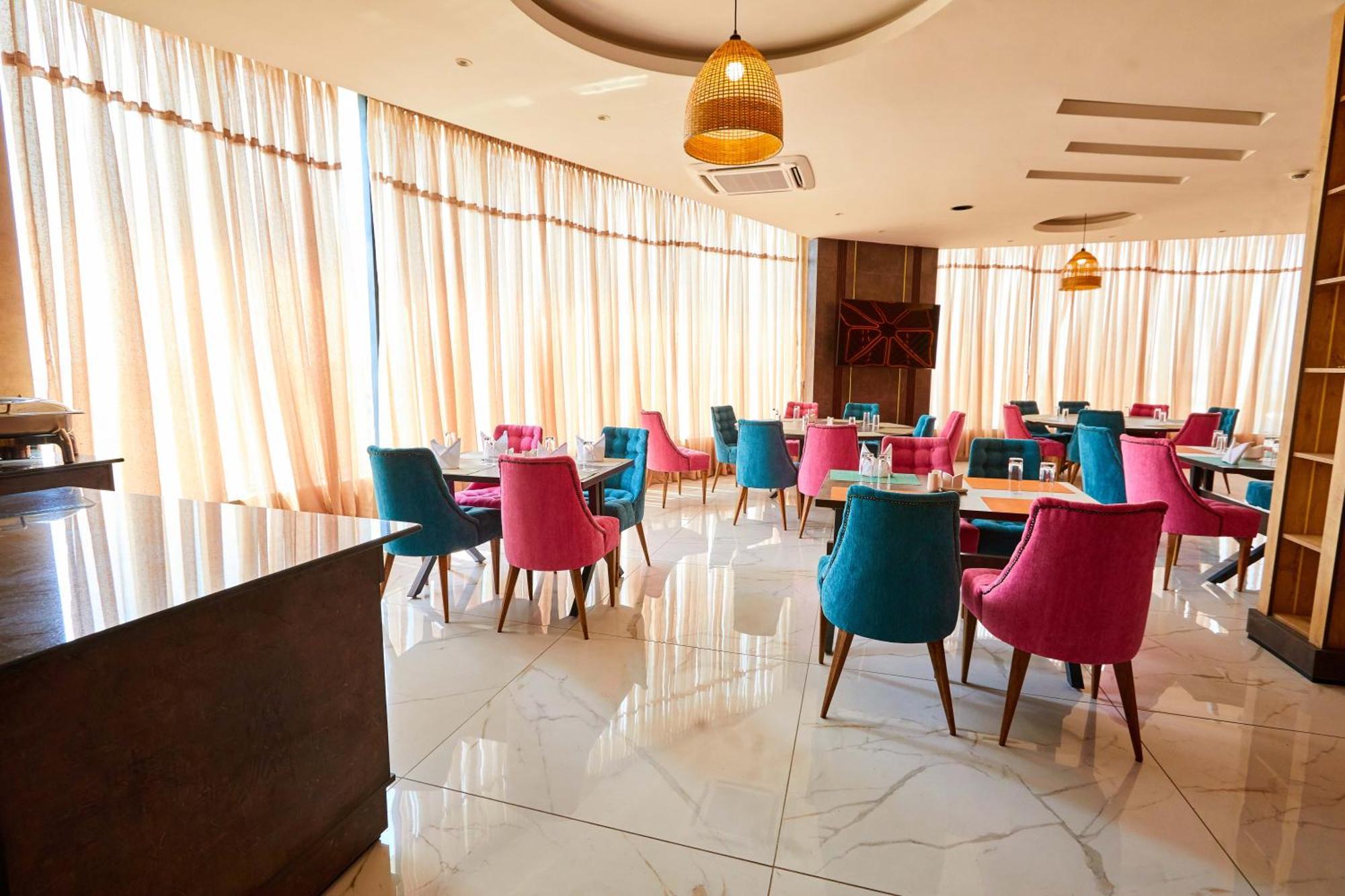 Vintano Hotel Lekki Luaran gambar