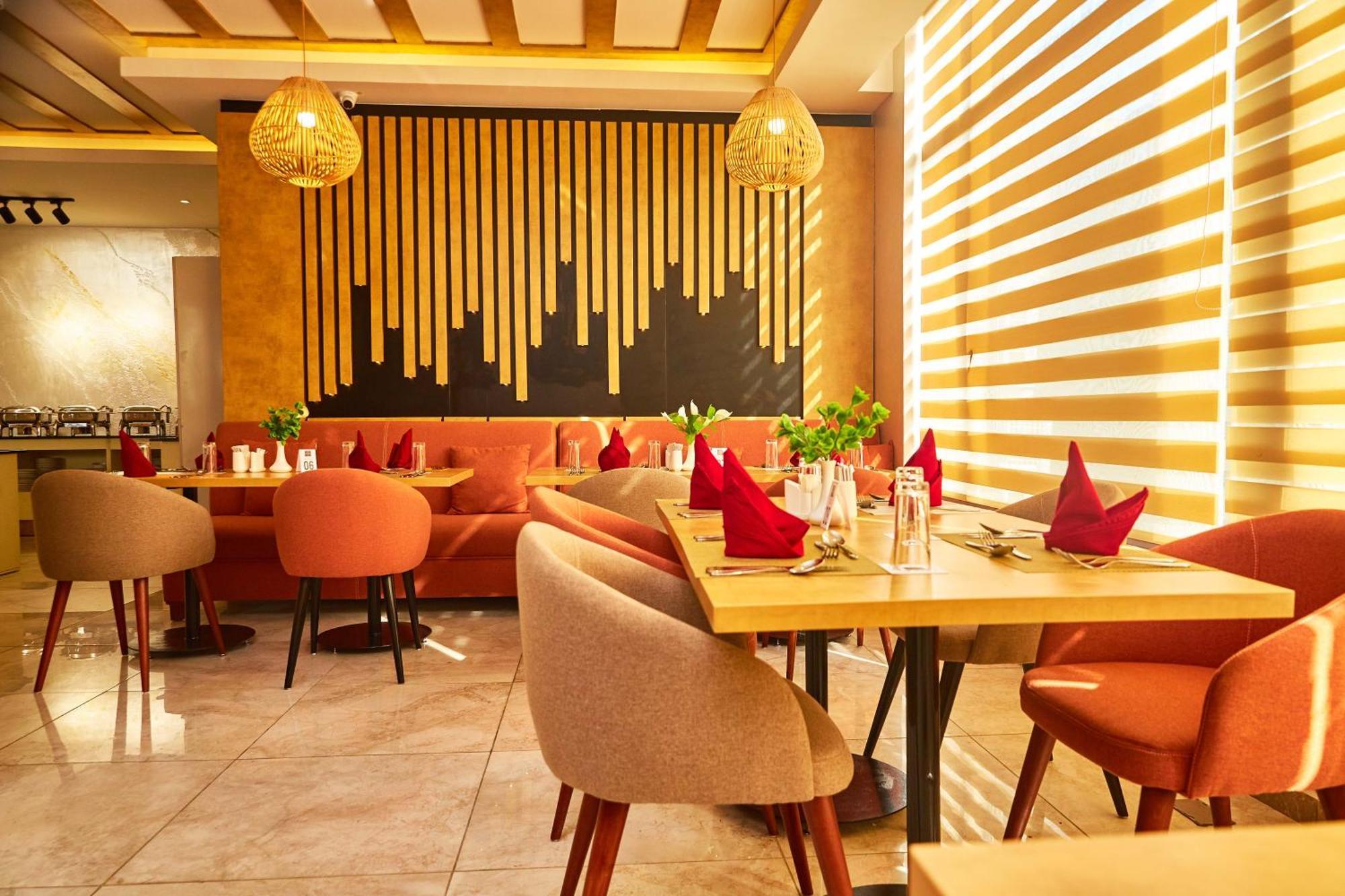Vintano Hotel Lekki Luaran gambar